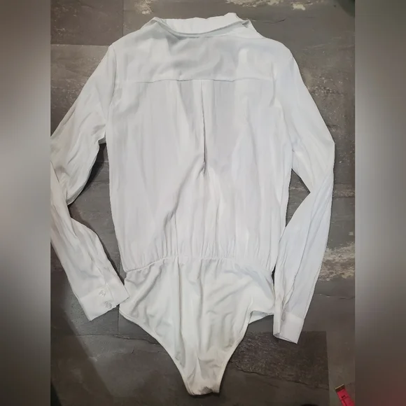 NWOT Superdown Presely Surplice Bodysuit Surplice Long-Sleeve White Bodysuit. M. - Picture 5 of 14